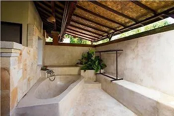 Maison d'hôtes Subak Tabola 3*
